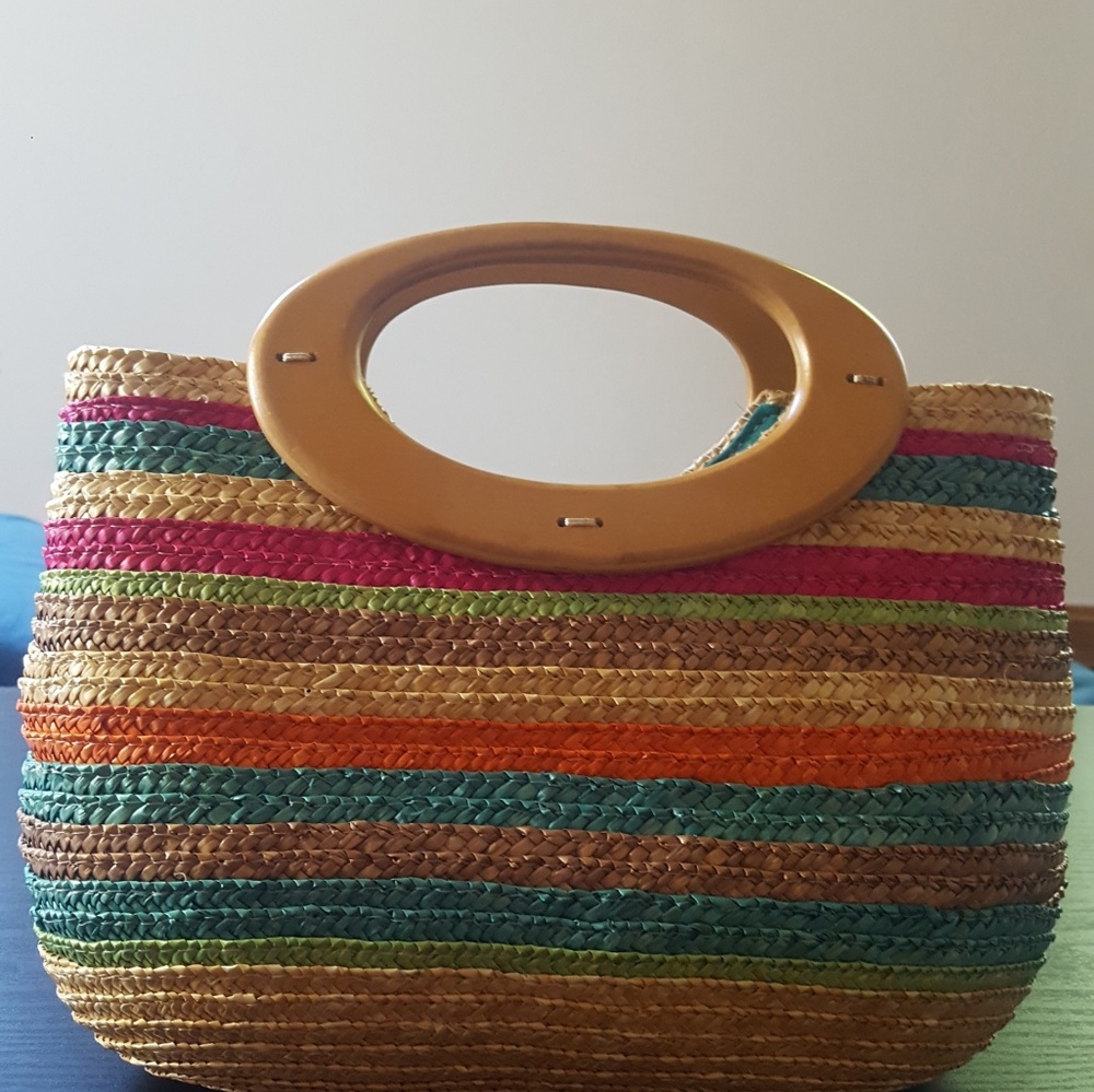 Straw clutch purse